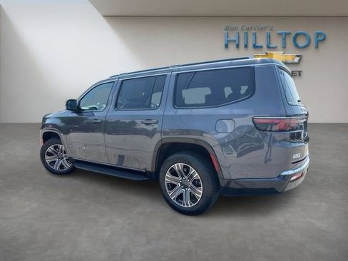 Used 2024 Jeep Wagoneer Series II AWD/4WD image 9