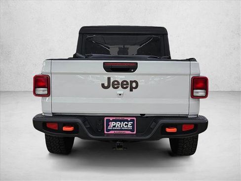 Used 2023 Jeep Gladiator Mojave w/ Cold Weather Group AWD/4WD image 6