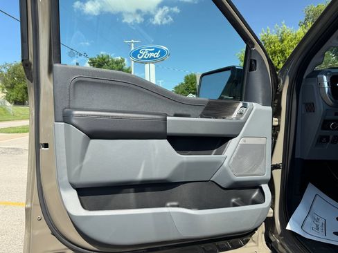 Used 2025 Ford F150 Lariat w/ Equipment Group 501A Mid AWD/4WD image 20