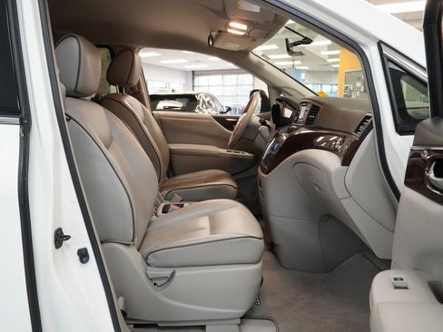 Used 2013 Nissan Quest SV w/ Leather Pkg image 25