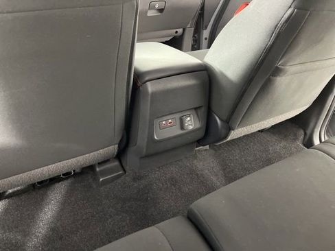 Used 2023 Nissan Frontier PRO-4X w/ Pro Convenience Package AWD/4WD image 43