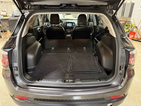 Used 2018 Jeep Compass Altitude w/ Popular Equipment Group image 14