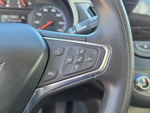 Used 2024 Chevrolet Malibu LT FWD image 21