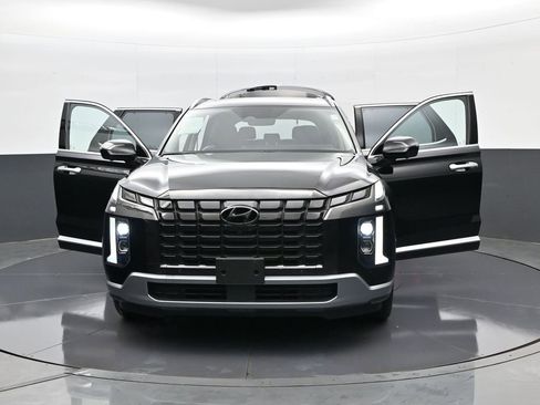 Used 2023 Hyundai Palisade SEL FWD image 32