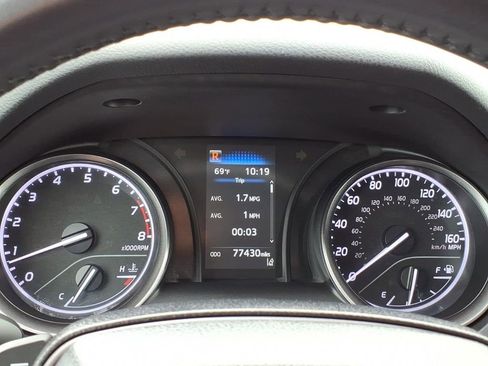 Used 2021 Toyota Camry SE FWD image 23