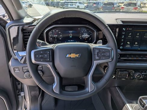 New 2026 Chevrolet Silverado 1500 LTZ w/ LTZ Premium Package AWD/4WD image 13