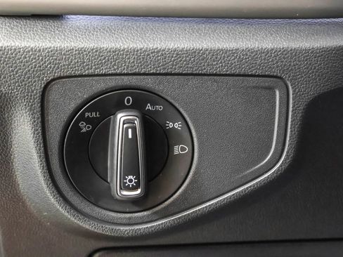 Certified 2022 Volkswagen Atlas SEL image 26