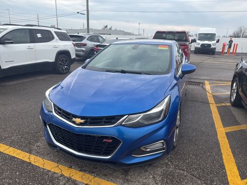 Used 2017 Chevrolet Cruze Premier w/ RS Package image 3