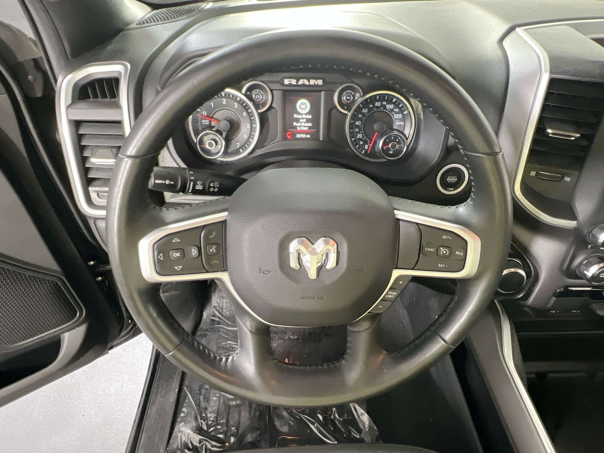 Used 2023 RAM 1500 Big Horn AWD/4WD image 11