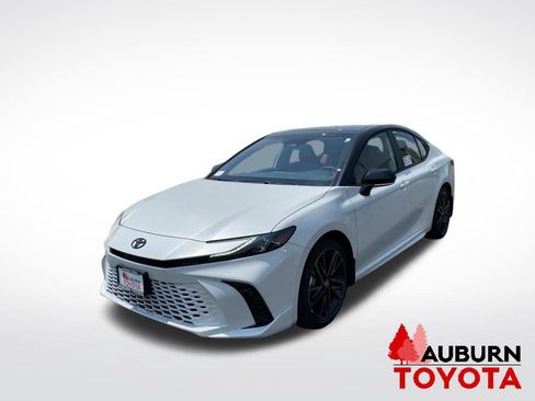 New 2026 Toyota Camry XSE AWD/4WD image 3