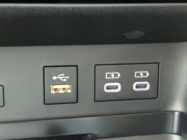 Certified 2025 Toyota Camry SE FWD image 22