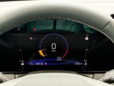 New 2026 Chevrolet TrailBlazer LT w/ Midnight Edition AWD/4WD image 10
