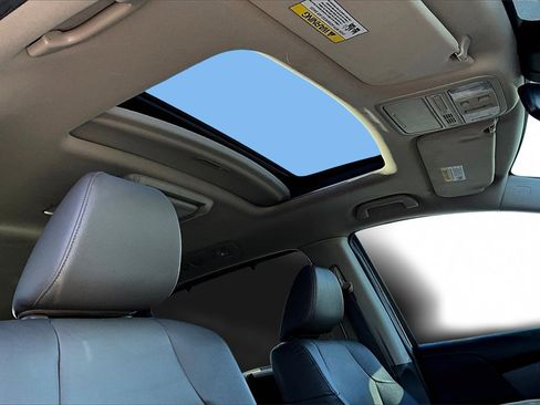 Used 2017 Honda Odyssey EX-L image 26