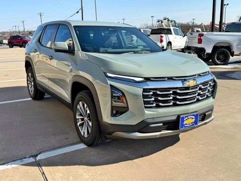 New 2026 Chevrolet Equinox LT w/ Safety and Technology Package image 7