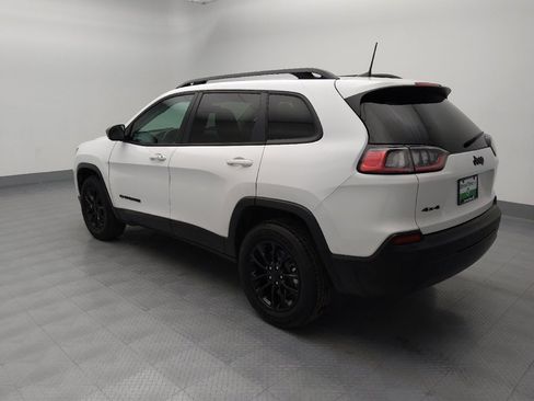 Used 2023 Jeep Cherokee Altitude Lux image 3