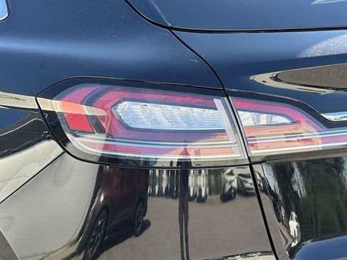 Used 2019 Lincoln Nautilus Reserve w/ Driver Assistance Package AWD/4WD image 30