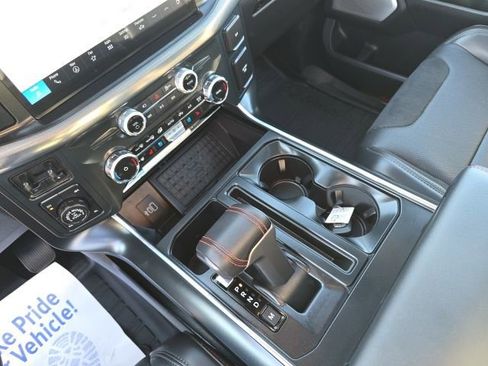Used 2025 Ford F150 Raptor image 22