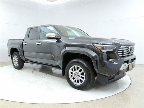 Used 2025 Toyota Tacoma Limited image 1