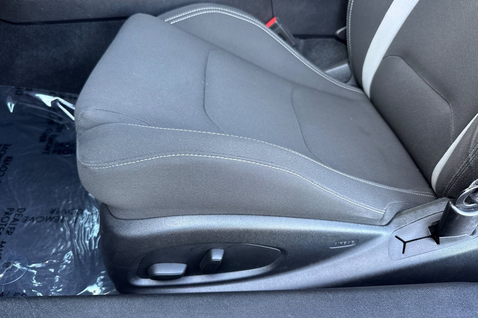 Used 2016 Chevrolet Camaro LT RWD image 15