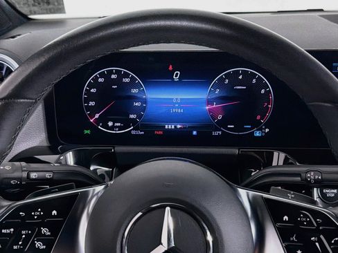 Certified 2025 Mercedes-Benz GLA 250 image 20