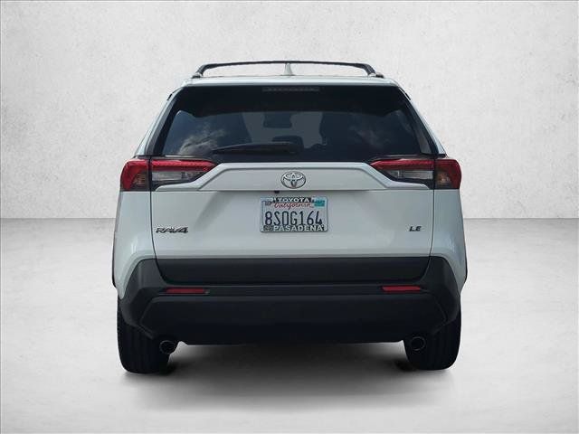 Used 2020 Toyota RAV4 LE w/ Carpet Mat Package FWD image 7