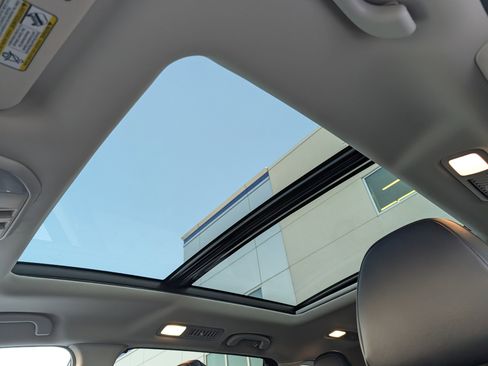 Used 2025 Subaru Ascent Bronze Edition w/ Popular Package #2 image 33