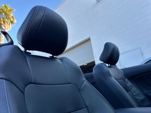 Used 2019 Ford Mustang Premium image 17