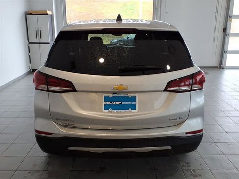 Used 2022 Chevrolet Equinox LT image 5
