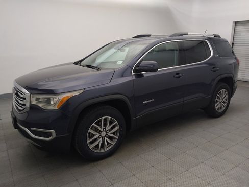 Used 2019 GMC Acadia SLE image 2