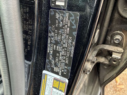 Used 2025 Kia K4 LXS image 29