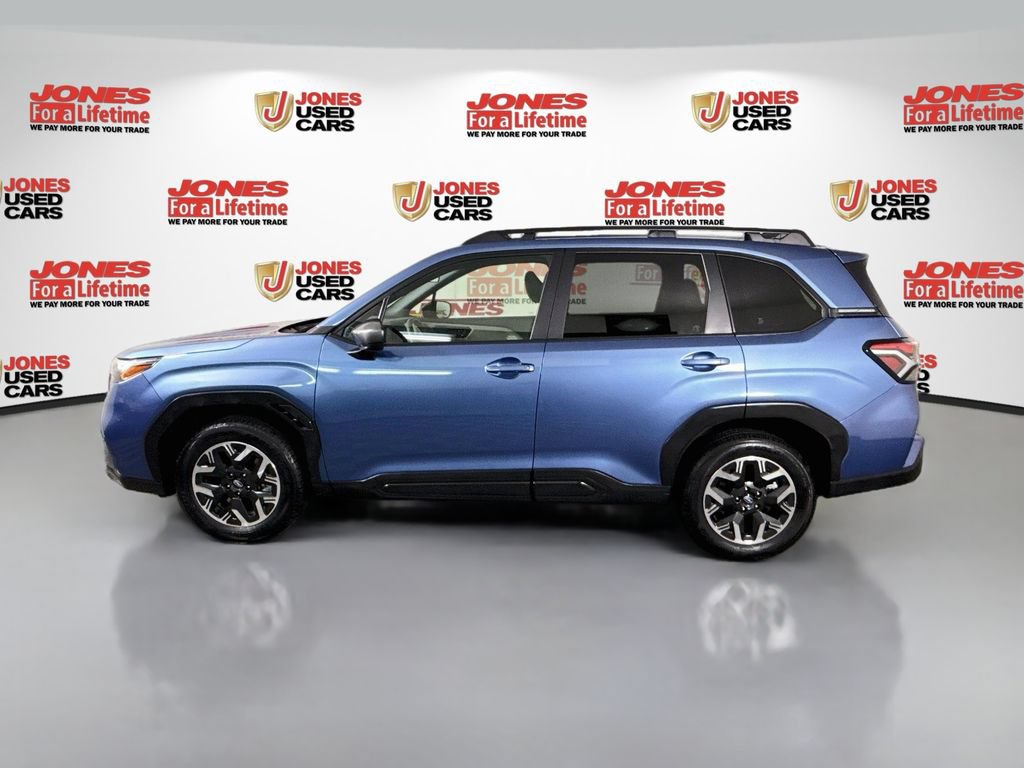 Certified 2025 Subaru Forester Premium AWD/4WD image 14