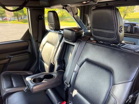 Used 2025 Ford Bronco Outer Banks AWD/4WD image 26
