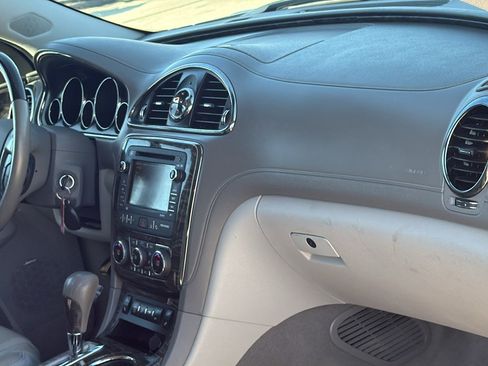 Used 2014 Buick Enclave Leather w/ Trailering Provision Package image 26