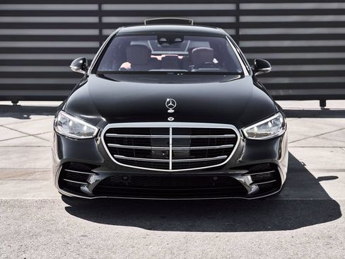 Used 2023 Mercedes-Benz S 580 4MATIC Sedan image 14