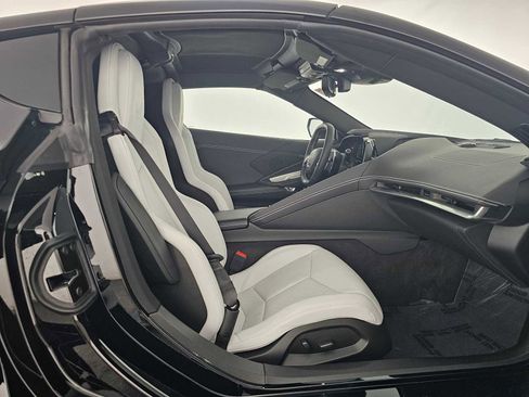 Used 2024 Chevrolet Corvette Z06 image 10