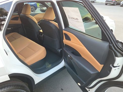 New 2026 Lexus RX 350 Premium image 17