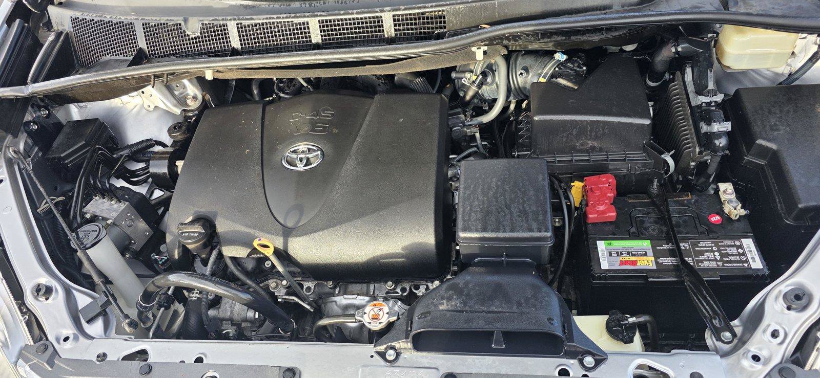 Used 2018 Toyota Sienna XLE FWD image 23