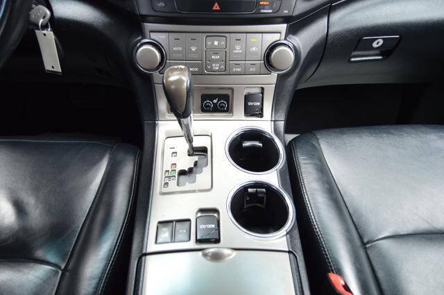 Used 2010 Toyota Highlander SE AWD/4WD image 26