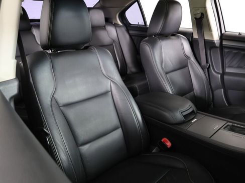 Used 2010 Ford Taurus SEL image 23