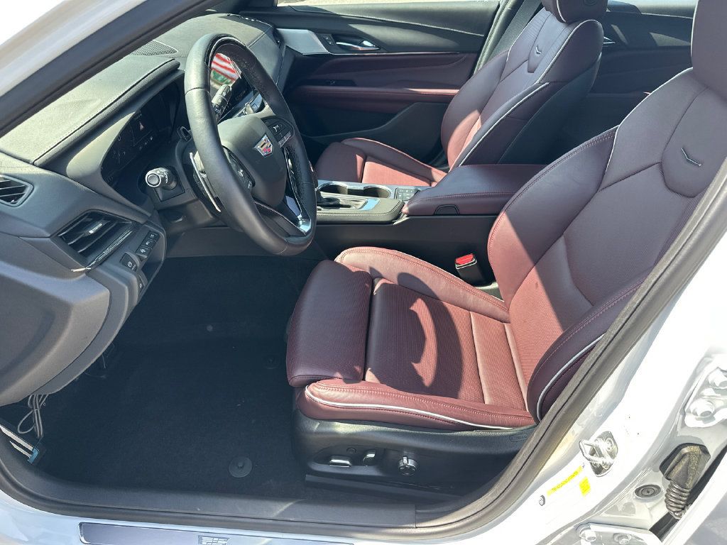 Used 2025 Cadillac CT4 Sport w/ Super Cruise Package RWD image 9