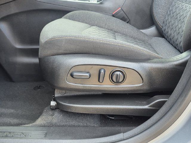 Used 2023 Chevrolet Equinox LT w/ Driver Convenience Package AWD/4WD image 15