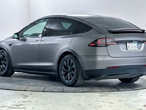 Used 2023 Tesla Model X image 6
