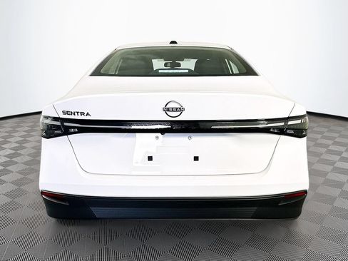 New 2026 Nissan Sentra SV w/ SV Convenience Package FWD image 9