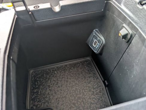 Used 2022 Jeep Wrangler Rubicon image 36