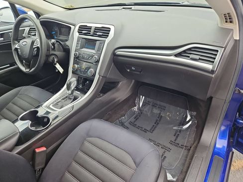 Used 2014 Ford Fusion SE FWD image 29