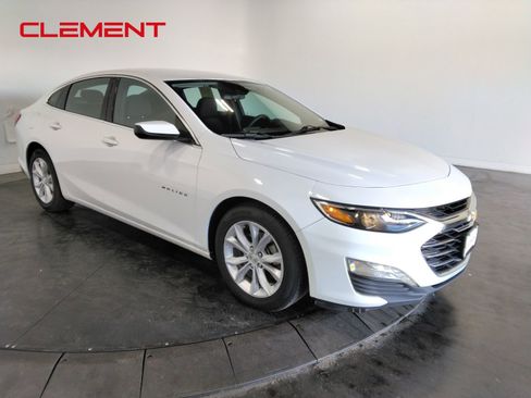 Used 2023 Chevrolet Malibu LT w/ Driver Confidence Package image 4