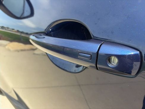 Used 2025 Nissan Rogue SV FWD image 46