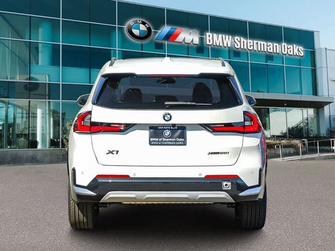 New 2026 BMW X1 xDrive28i w/ Convenience Package image 5