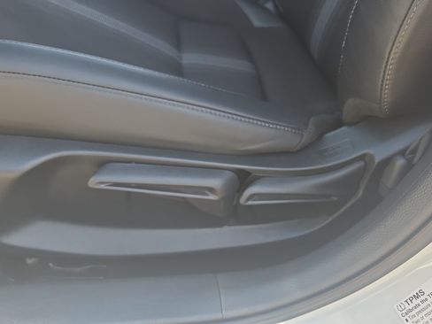 Used 2023 Honda Civic Sport image 10