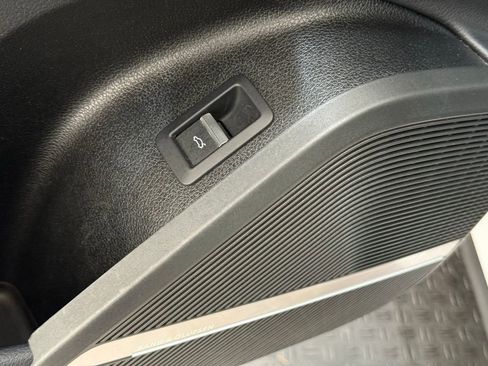 Used 2023 Audi Q5 2.0T Premium Plus image 32